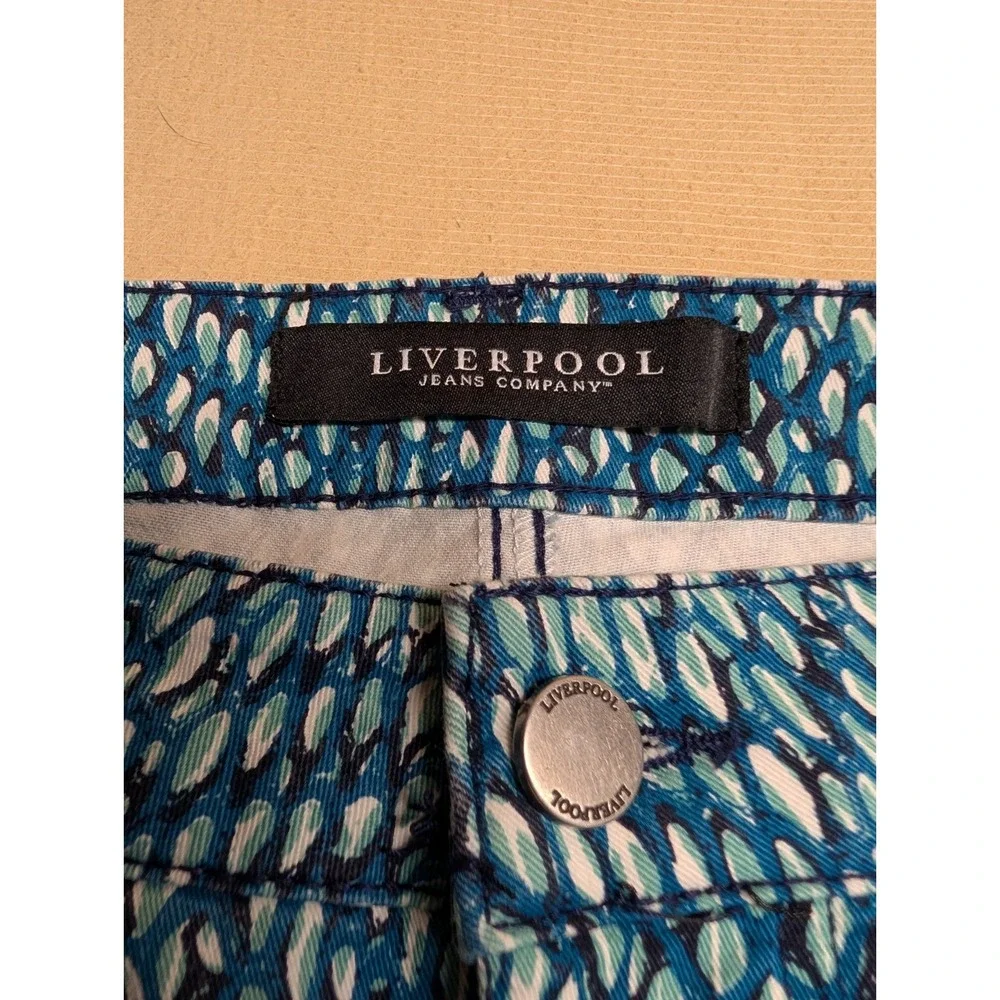 Liverpool Women's Jeans‎ Turquoise Design Size 12 Inseam 21 Cropped Button Zip